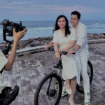 Mendekati 50 Tahun, Pesona Lussy Renata Justru Dilirik Model dan Aktor Muda